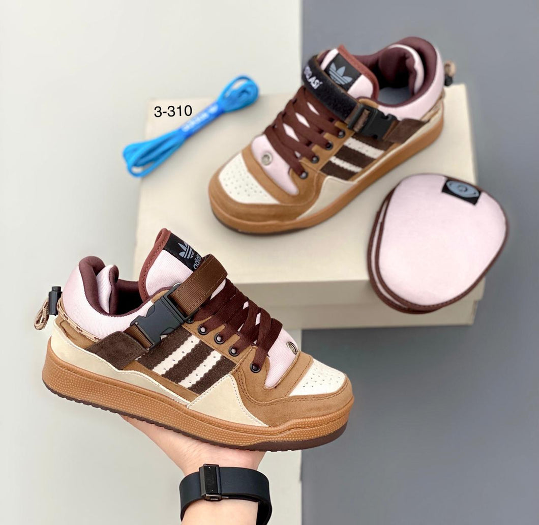 TENIS UNISEX AD1DAS BAD BUNNY CAFÉ